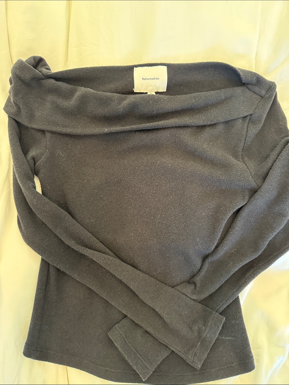 Reformation Off-Shoulder Shirt in Black